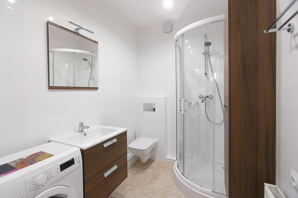グダニスクNowoczesny Apartament Chrobregoアパートメント エクステリア 写真