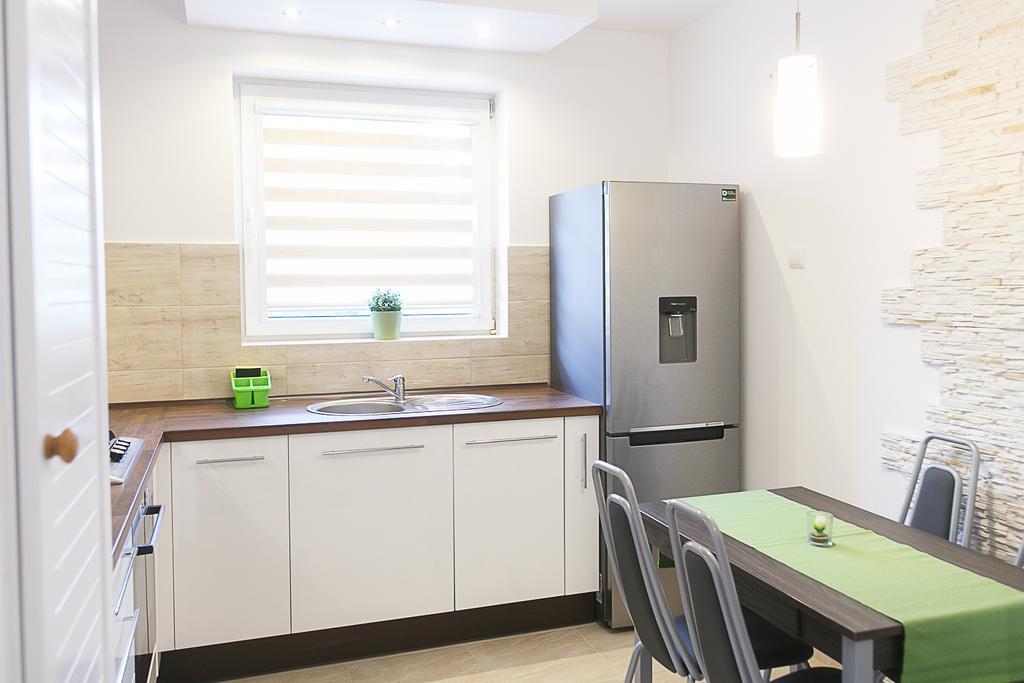 グダニスクNowoczesny Apartament Chrobregoアパートメント エクステリア 写真