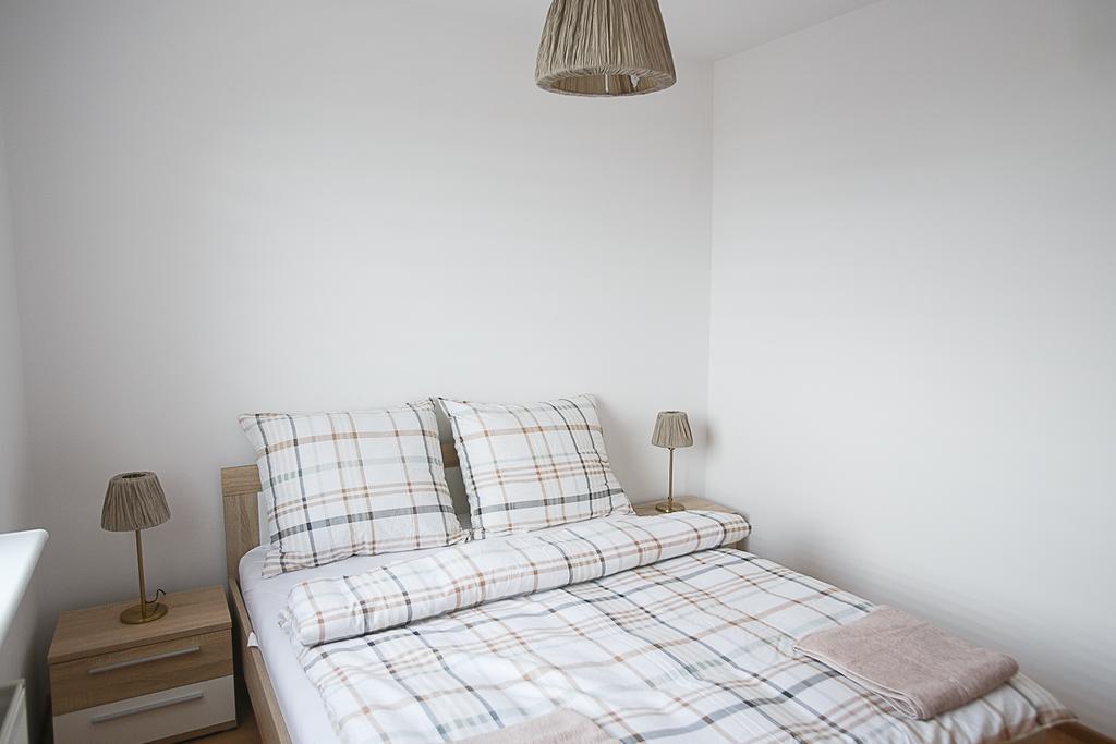 グダニスクNowoczesny Apartament Chrobregoアパートメント エクステリア 写真